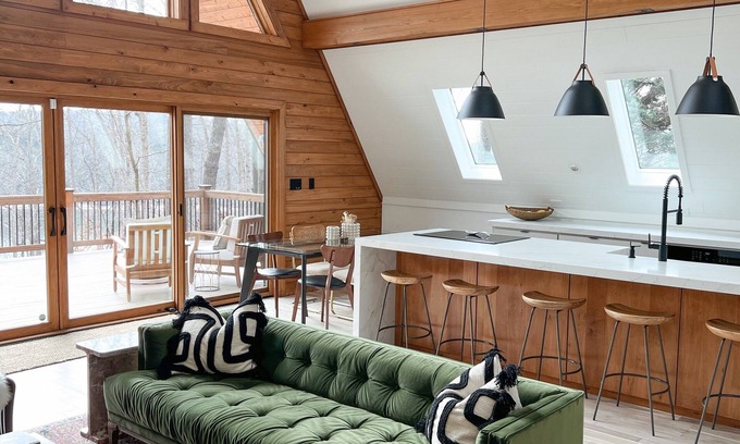 Lavonia Cabin | NEW! Hey Frame: Modern A-frame Waterfront Cabin on Lake Hartwell, Georgia
