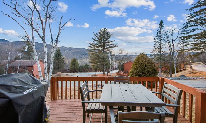 North Creek House | NEW! Hudson 76I - A Stylish Mountain Retreat by The Summit at Gore Mountain