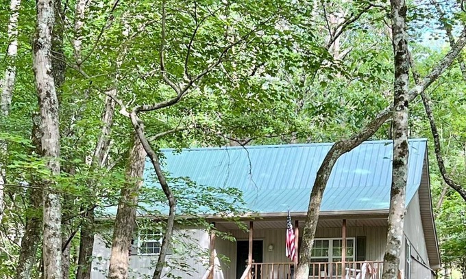 Mentone House | New Just Remodeled! The Nut House! HotTub-Fireplace-Entire House-3BR-3BA