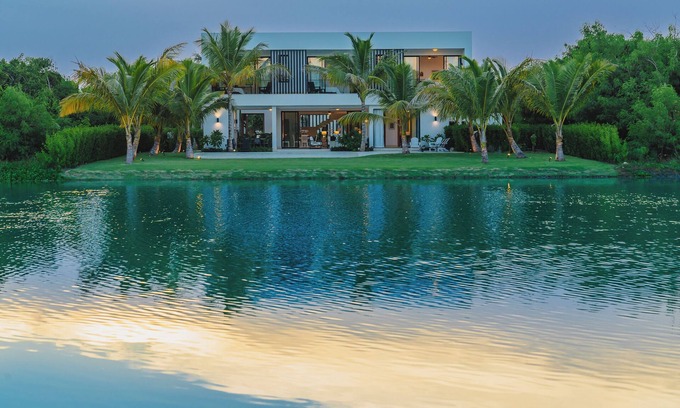 Veron Villa | NEW LAKE FRONT VILLA IN DELIGHTFUL PUNTA CANA RESORT