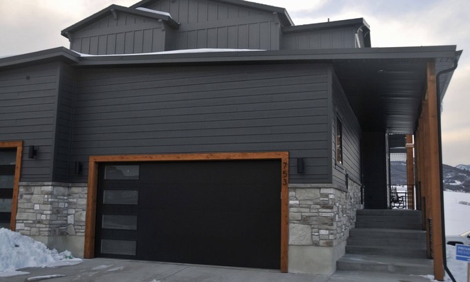 Ogden House | New Lakeside Home with Resort Amenities