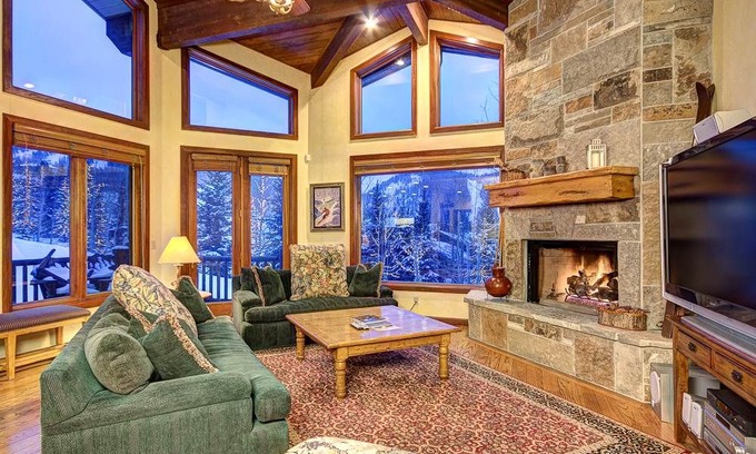 Deer Valley Apartment | NEW LISTING! Double Eagle #13 ( 3 Bedroom condo )