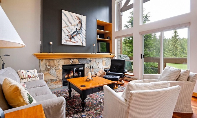 Blackcomb House | New Listing! | Spacious 3 Bedroom | Prime Location | Managed By Aloha Whistler