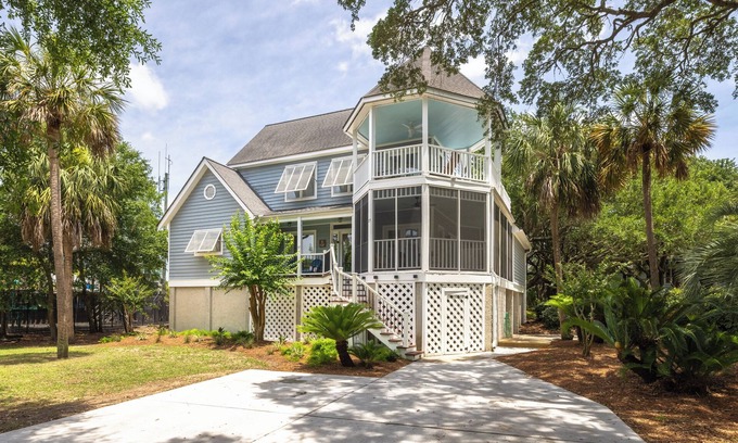 Isle of Palms House | *New Listing* Stay @ 17 57th Ave
