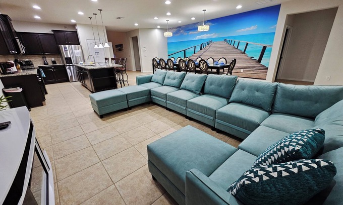 Four Corners House | New Listing! Windsor At Westside Resort, 8mi to Disney & 15mi to Universal - 94