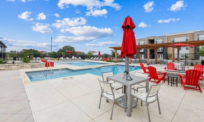 Marble Falls Apartment | New Luxury Pool Home, Mins To Hospitals, Gym, Amazing Amenities