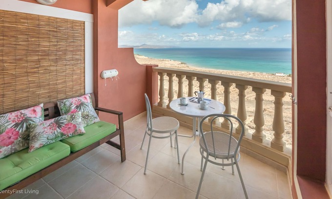 Pajara Apartment | New&Modern Flat with Ocean View & Free Wifi - Costa Calma (1C)