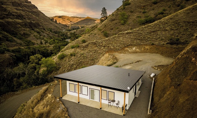 White Bird House | New, modern home with amazing Salmon River and mountain views