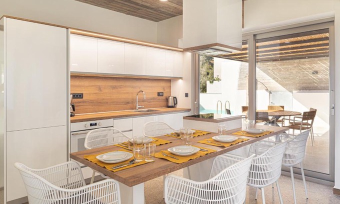 Mariou Villa | New Modern Villa Domus Myrtia with private pool & BBQ, 4km from nearest beach