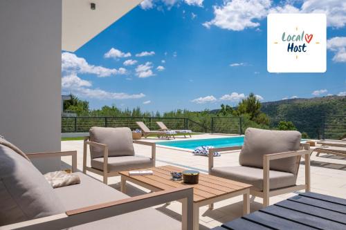 Tugare Villa | NEW! Modern Villa Nacle with heated Pool