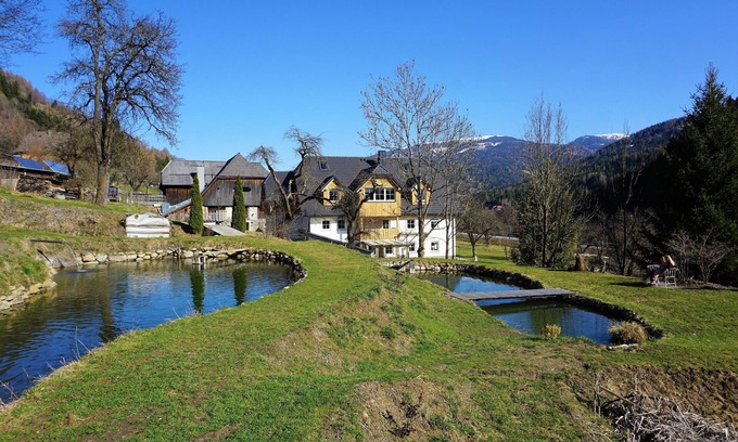 Sankt Georgen am Kreischberg Apartment | New, modern XL apartments with large grounds, fish ponds and alpacas