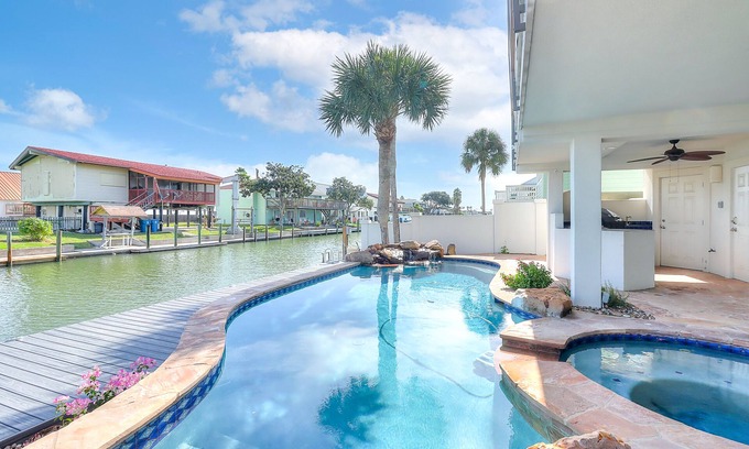 Key Allegro House | New Ownership - Canal-front home with pool, pool spa, kayaks, dock, & casita