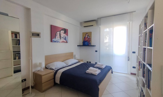 Navigli Apartment | New Pop Art Suit with Parking