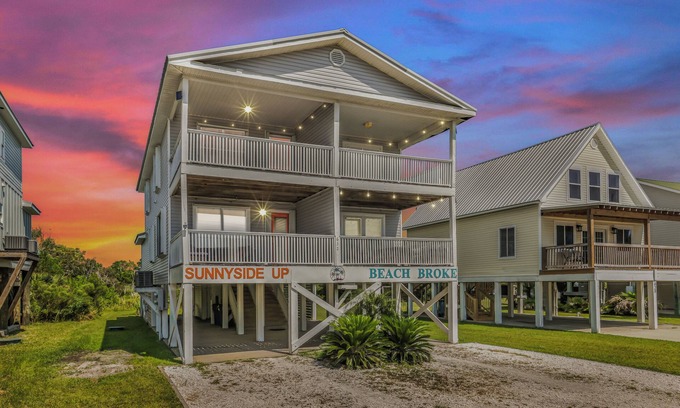 Gulf Shores House | NEW Prime Spot! Walk to Beach, Shops & Dining