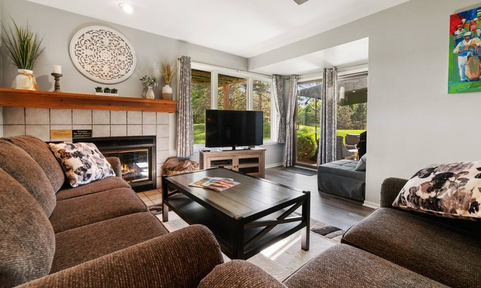 Harbor Springs Condo | *NEW!* Relaxing Retreat with Amenities Galore!