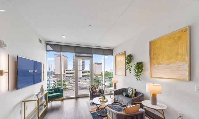Second Ward Apartment | NEW Reluxme | High-Rise Escape 2BD w/ King Top Amenities🏙️