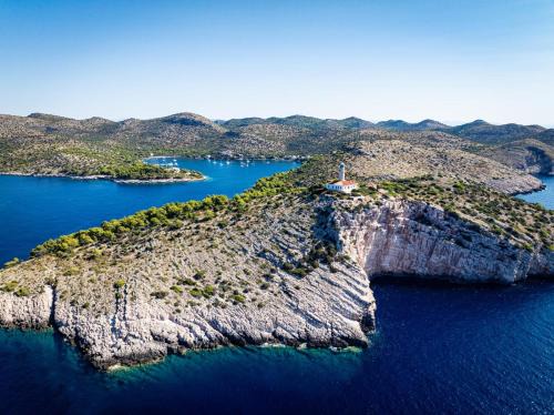 Skrivena Luka Apartment | New seafront apartments in Skrivena Luka