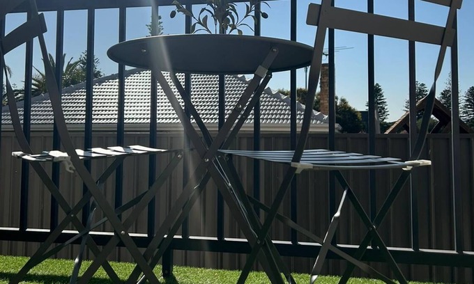 Henley Beach Apartment | New seaside 3 bed in Henley beach !