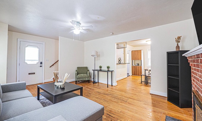 Berwyn House | NEW Spacious 5-bedroom house in College Park near UMD!