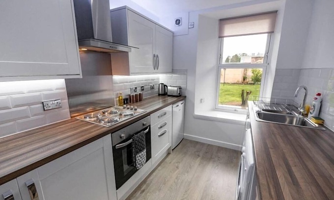 Broughty Ferry Apartment | ☆ New Superhost Listing- Broughty Ferry Studio ☆