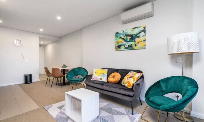Barton Apartment | New to VRBO: Parliamentary Triangle Apartment
