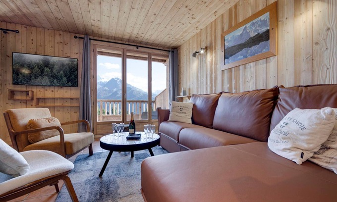 Les Eucherts Apartment | New triplex apartment, La Rosière, 2 parkings, wifi