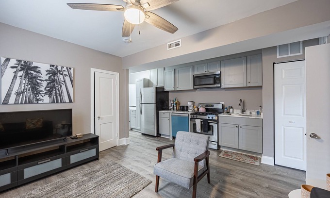Anacostia Apartment | NEW Updated 2BR Apartment in DC
