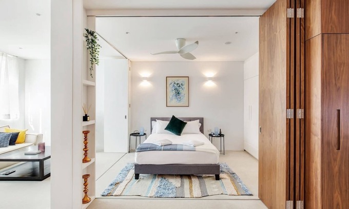 Alexandria Apartment | New York Warehouse Style in a Modern Passive House