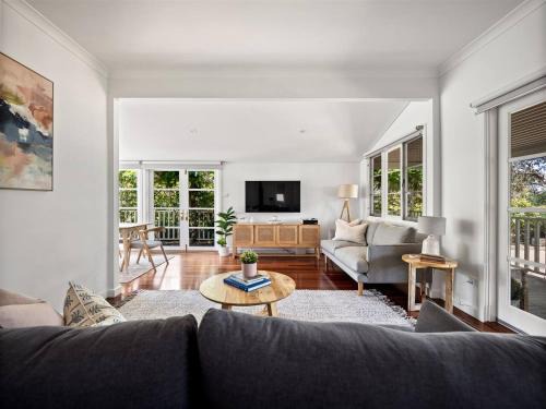 Dunsborough Apartment | Newberry Cottage - Beach, Games & Alfresco Bliss