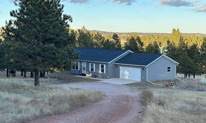 Hermosa House | Newer Home Nestled in the Black Hills on 10 Acres - Close Access to Attractions