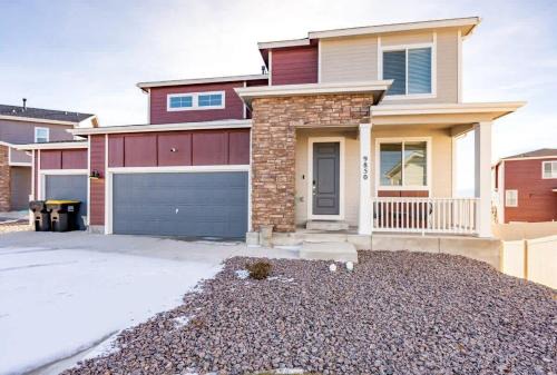 Elbert House | Newly Built 4BR Spacious Retreat in Peyton