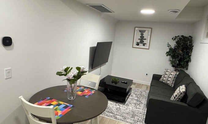 West Edmonton House | Newly Built Home Away from Home - Close to WEM and River Cree Resort/Casino