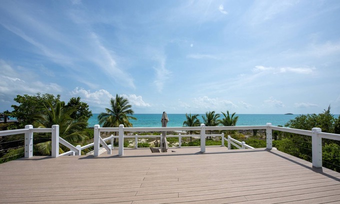 South Palmetto Point House | Newly Remodeled Home on Calm Caribbean w/Sunset Views, Snorkeling, Generator!