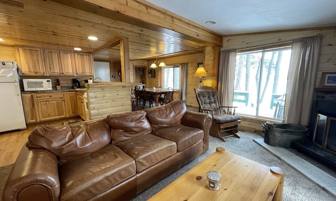 St Germain Cabin | Newly remodeled lakeside cabin, post card views of every sunrise!
