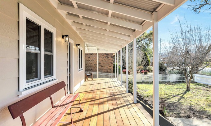 Cooma House | Newly renovated 4 bed, 3 bath retreat with lux stone fireplace & cook’s kitchen