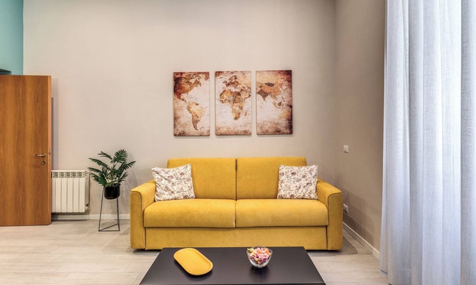 Marsala Apartment | Newly renovated apartment in the heart of Rome.
