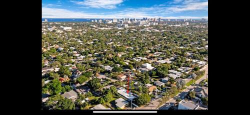 Poinsettia Heights House | Newly Renovated Fort Lauderdale Pool Home 3BR and 3 and a half baths
