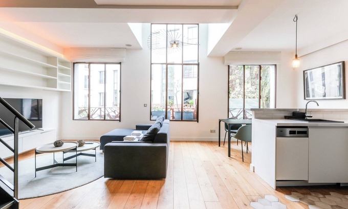 11th Arrondissement Apartment | Newly renovated Loft ☆ Bastille ☆