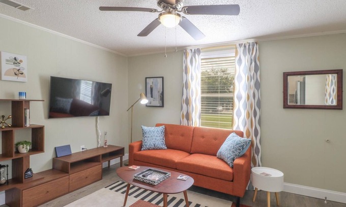 Gulfport Apartment | Newly renovated! Unit F at Triple Tail Alley