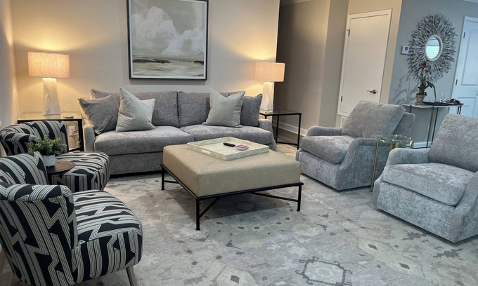 Starkville Condo | Newly renovated, updated condo ON CAMPUS, it is sure to satisfy your every need.