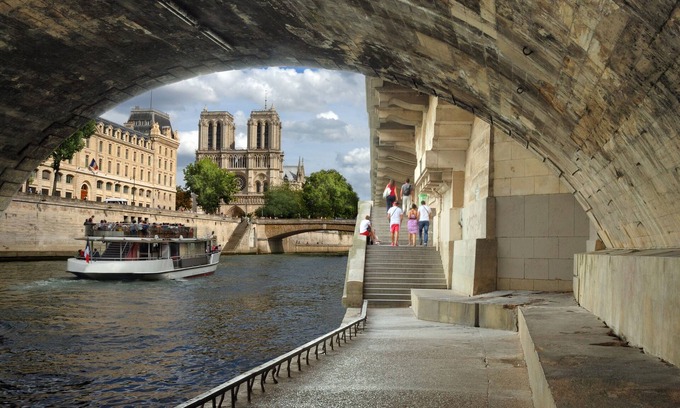 Quartier de la Monnaie Apartment | Newly updated Calm Oasis Right In The Heart Of Saint-Germain Des Pres