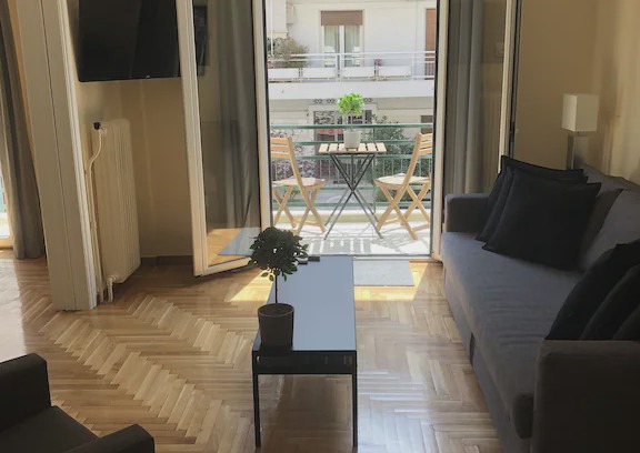Ampelokipoi House | Newly Updated Charming Flat Steps From Metro