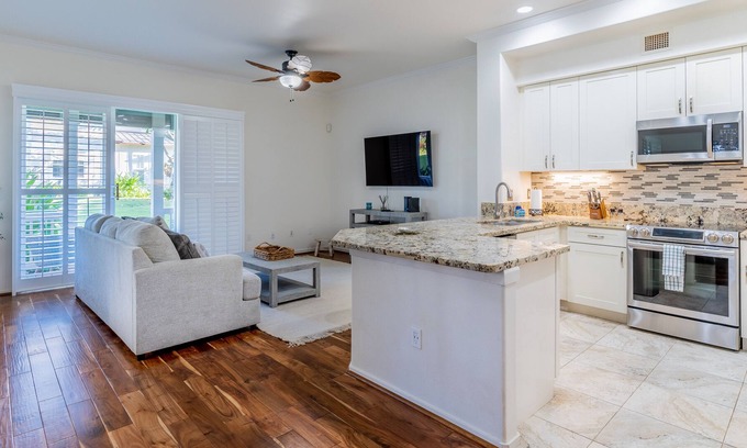 Ko Olina House | Newly Upgraded and Redecorated 3 Bed, 2 1/2 Bath Townhouse in Coconut Plantation (TCP-1158-1)