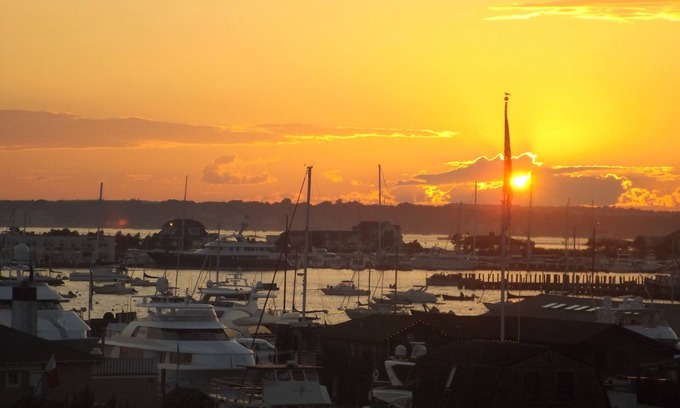 Newport House | Newport - Best Location! for large groups - Family friendly house