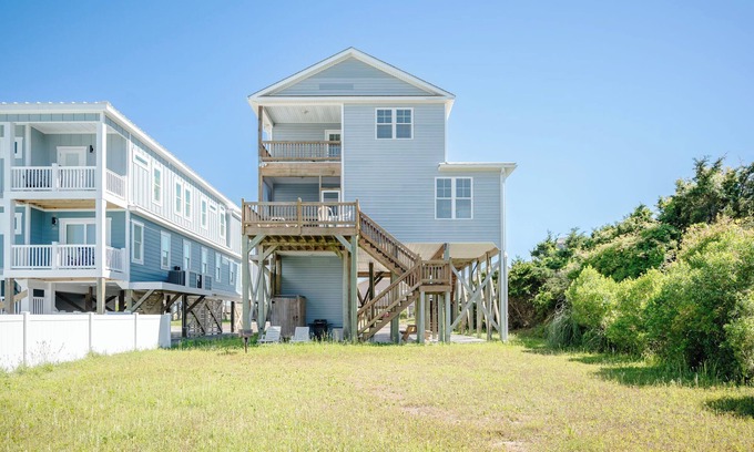 Long Beach House | Nexta-C: Beautifully Decorated 3 Bed/3 Bath Ocean View Rental with Elevator