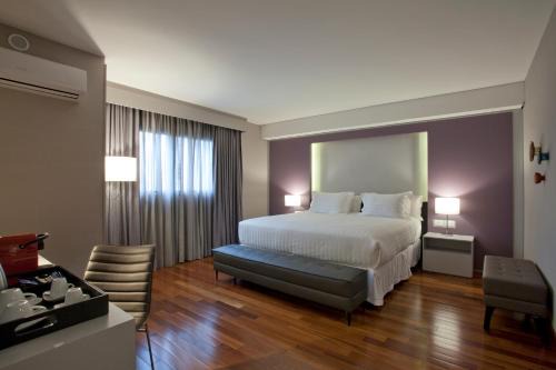 Matriz Hotel | NH Curitiba The Five