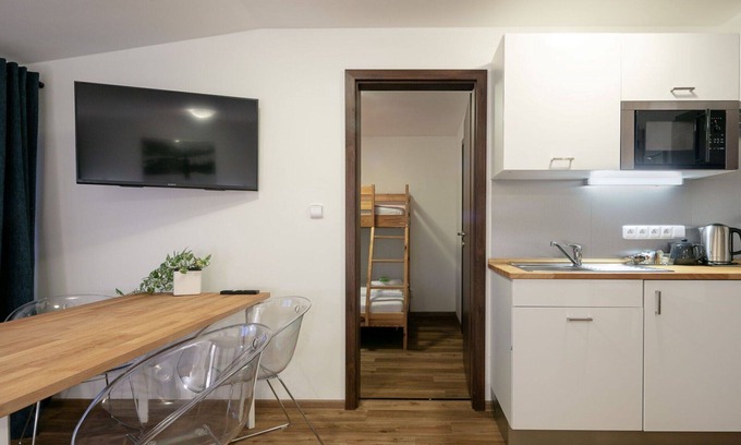 Janske Lazne Apartment | Nice apartment for 5 people with WIFI, TV and panoramic view
