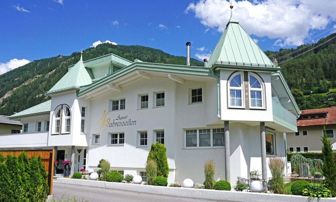 Ried im Oberinntal Apartment | Nice apartment for 4 people with WIFI, TV and patio