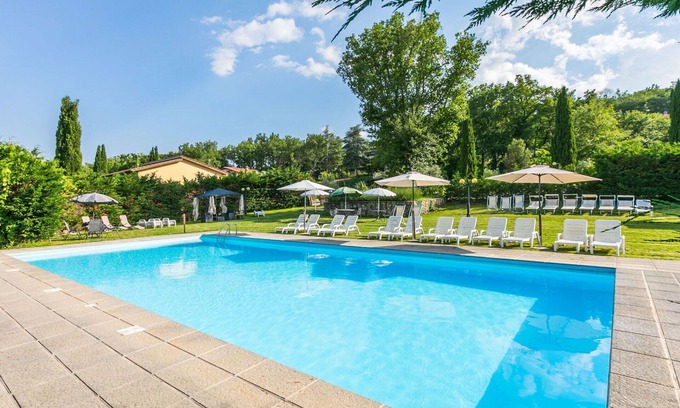 Badia Agnano Apartment | Nice apartment for 29 people with WIFI, private pool, TV, patio, pets allowed and panoramic view