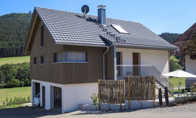 Hofstetten Apartment | Nice apartment for 2 guests with WIFI, TV and terrace